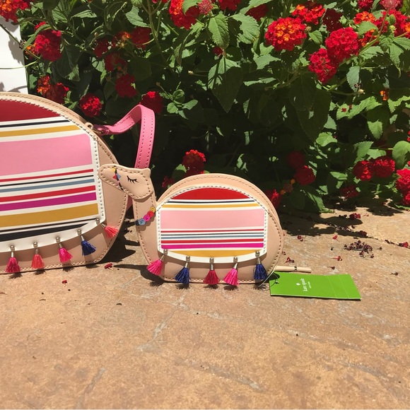 Kate Spade Camel Coin purse - Picture 6 of 7